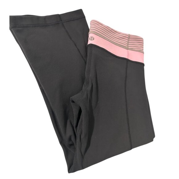 Lululemon Reversible Clam Digger Carpri Pants size:6 - Picture 4 of 4